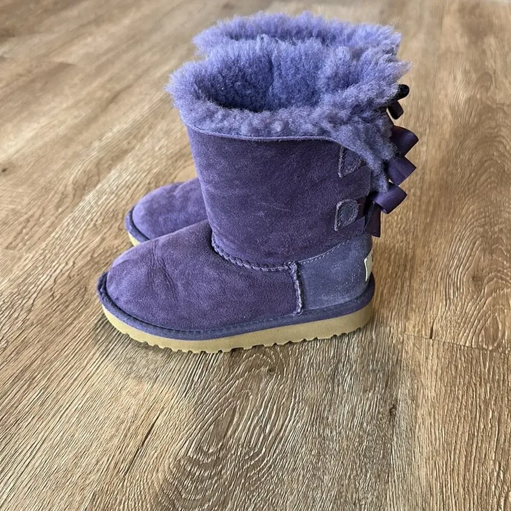 UGG Bailey‎ Bow II Boots Eggplant Purple Size 9 Winter Sheepskin